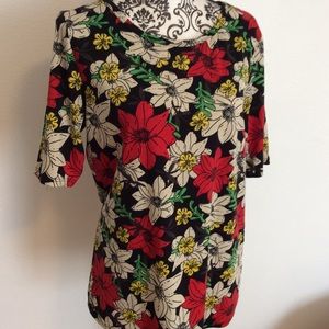 LuLaroe Gigi top